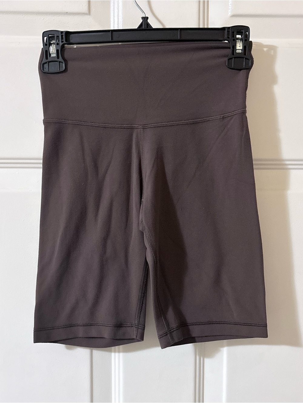 TNA Women's Bike Shorts in Dark Brown